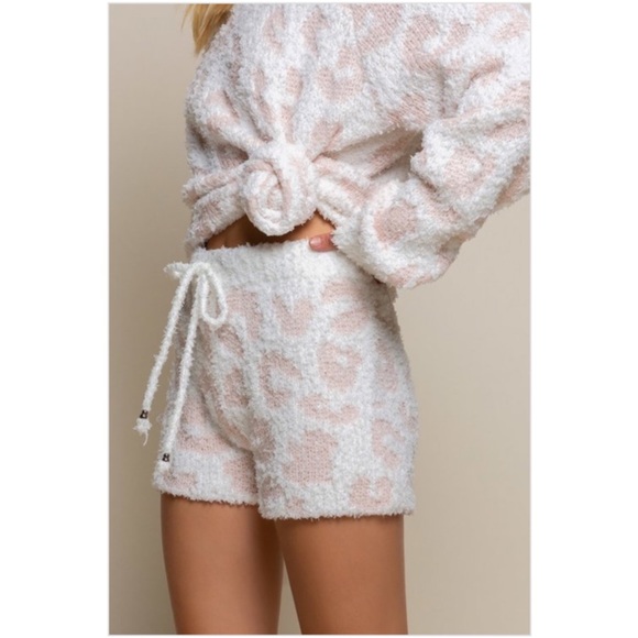Softest Berber Fleece Leopard Lounge Shorts - Picture 2 of 3